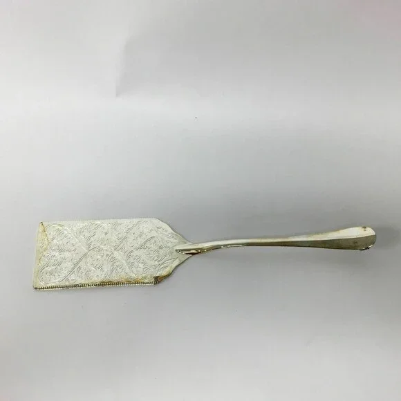 International Silver Company Silver Plate Spoons Tongs Cake Pie Servers Lot of 8 - Picture 5 of 8